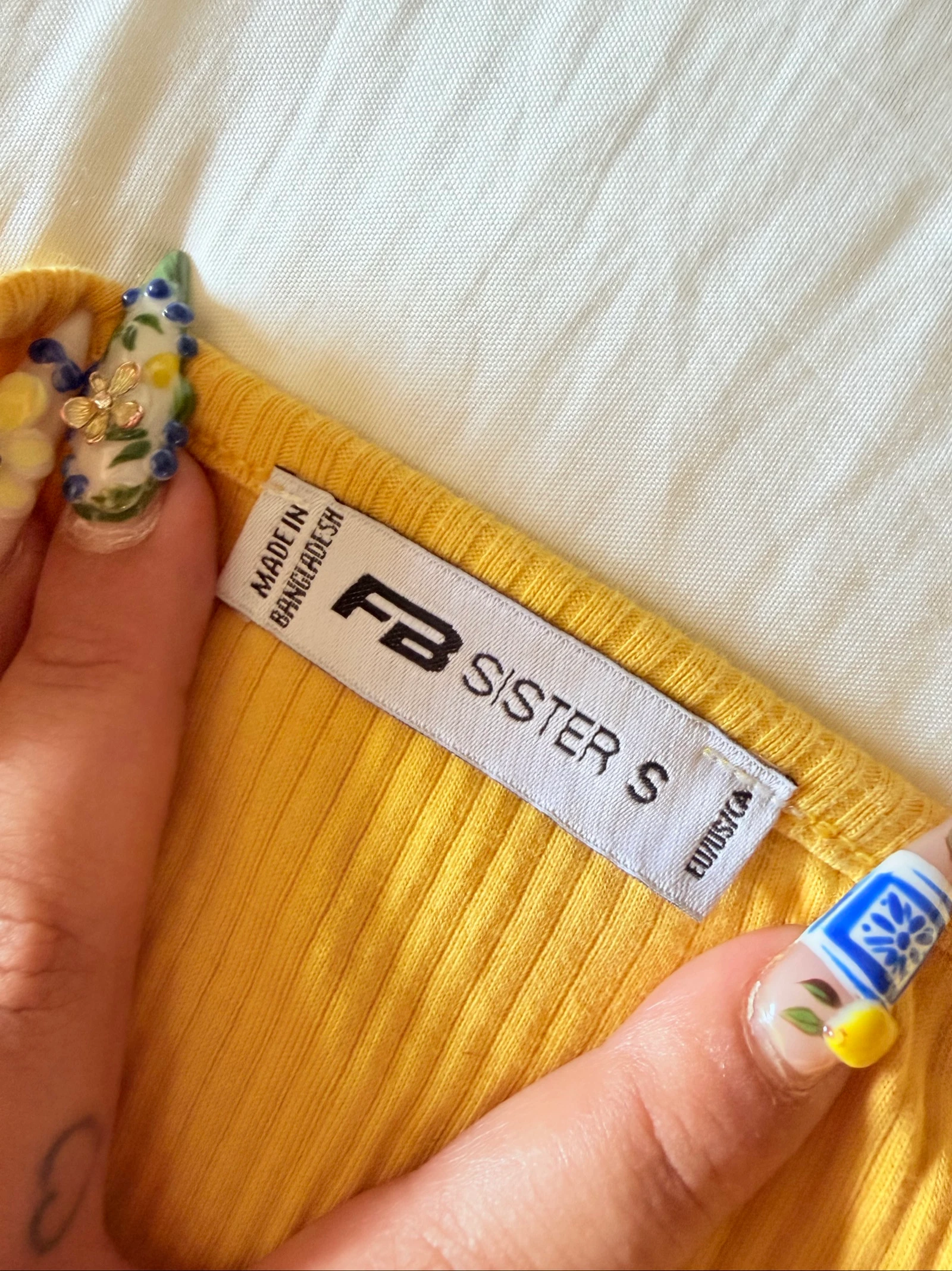 Vestido Feminino de Malha Fb Sister Tamanho P Amarelo Ótimo estado – photo 2